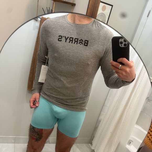 🆕 Vuori x Barrys Rare Release Mens Tradewind Tech Long Sleeve Tech Tee Shirt - Picture 10 of 12